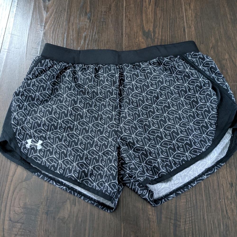 Under Armour Women's Fly By Shorts